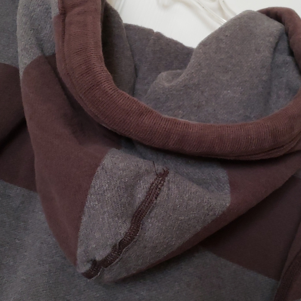American Eagle Outfitters Hoodie - Picture 6 of 6